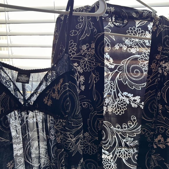 Apt 9 Babydoll Teddy and Robe, size M Black & White - Picture 11 of 13